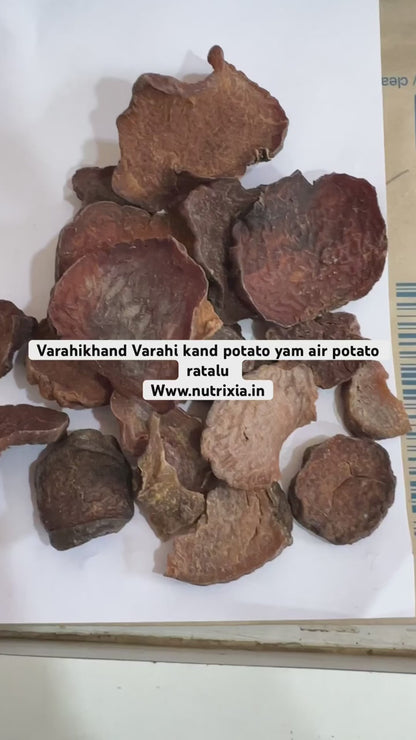 Varahikand -Dioscorea Bulbifera -Varahi-kand (Sanskrit: वराहीकन्द)- Cheekyyam – Potato Yam